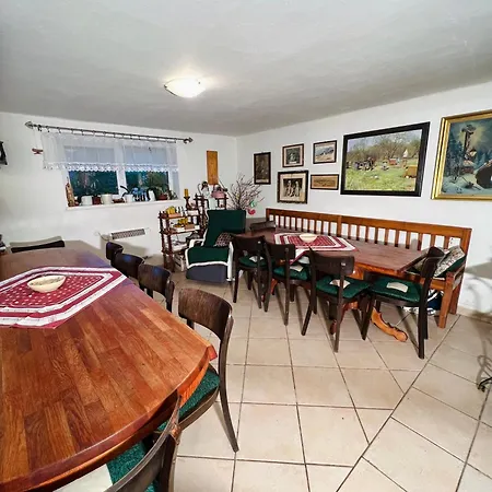 Privat bolig U Vcelara - Aeda